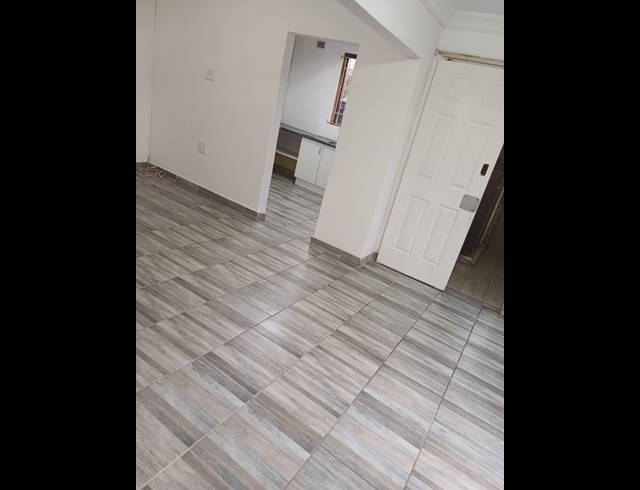1 BEDROOM HOUSE TO LET IN BAYVIEW
